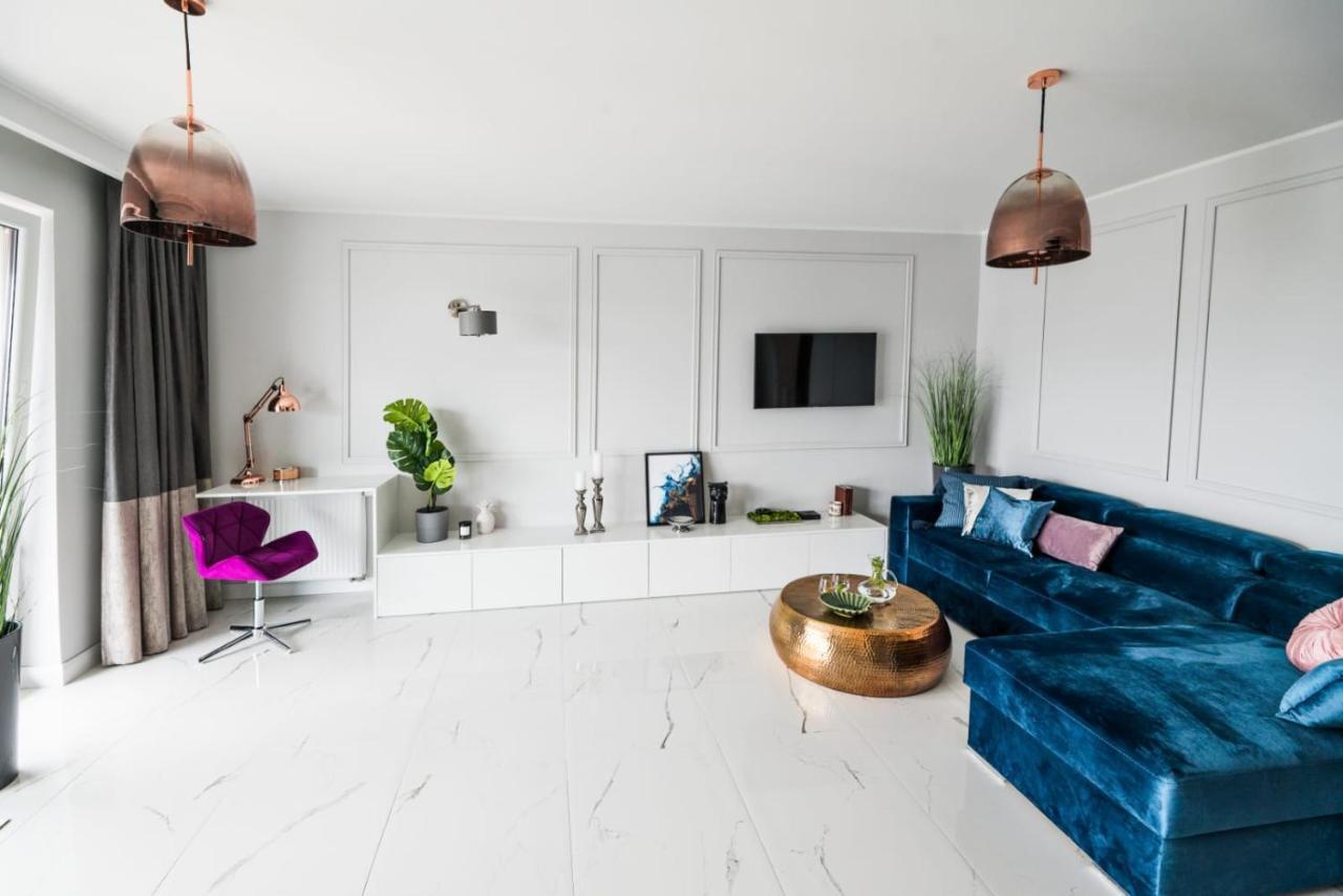 Apartament Marcelin Gold Wes Quality Suite بوزنان المظهر الخارجي الصورة